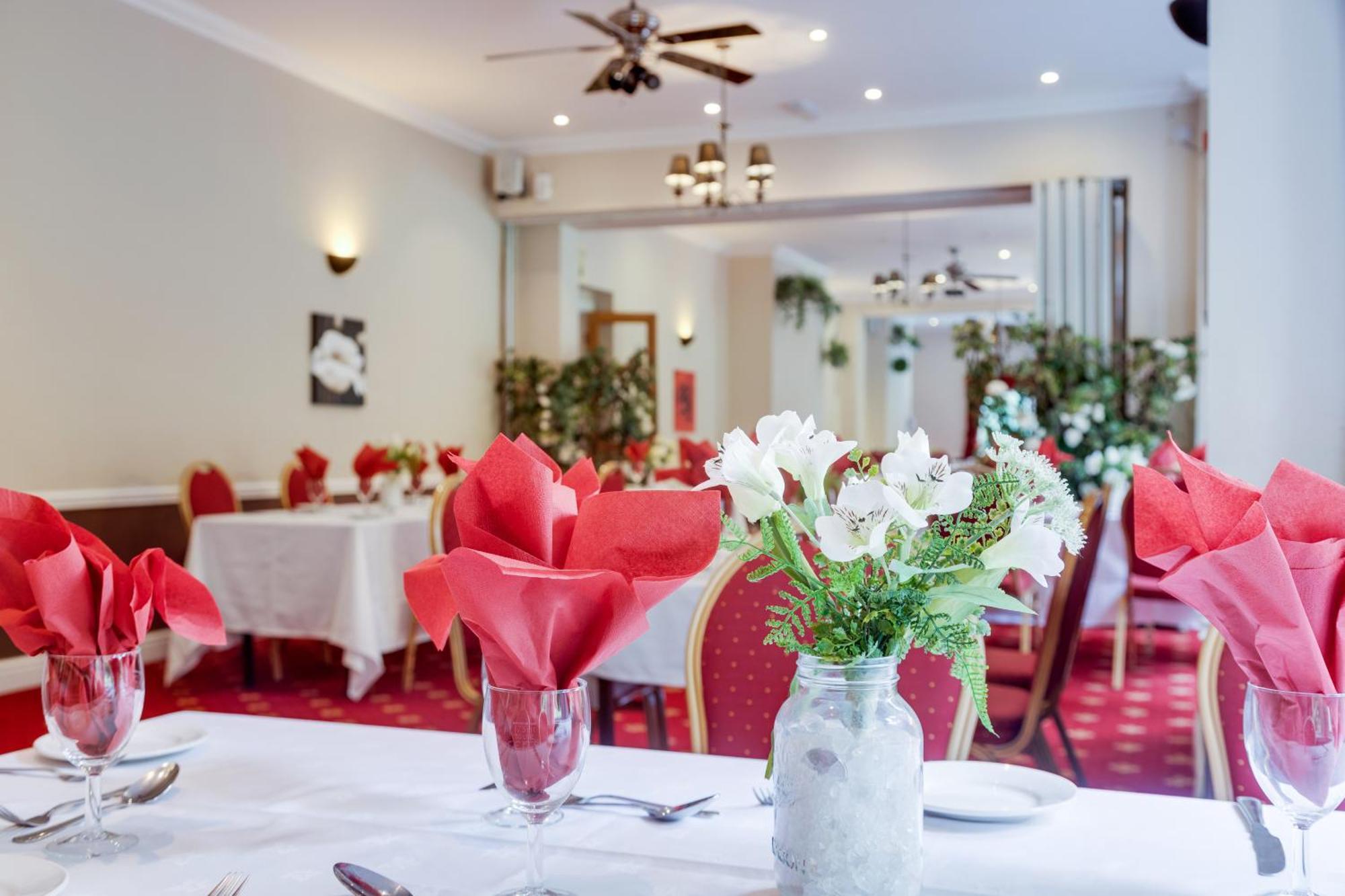 Old Rose And Crown Hotel Birmingham Rubery Eksteriør billede