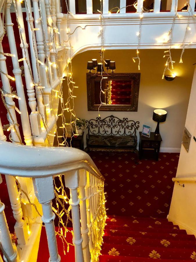 Old Rose And Crown Hotel Birmingham Rubery Eksteriør billede